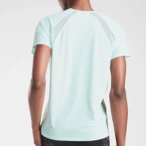 Athleta Ultimate Hybrid Tee Oasis Blue Size Medium - Picture 2 of 6